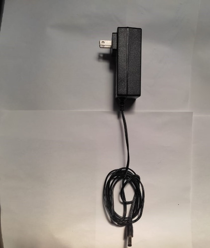 Monitor Gamer Game Factor Led Negro 127/220v Usado (Usado)