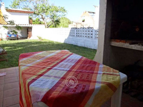 Casa Pueblo En Aguas Dulces