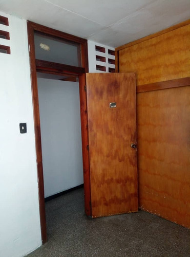 Imagen 7 de 8 de ¡venta! Apartamento En Guarenas