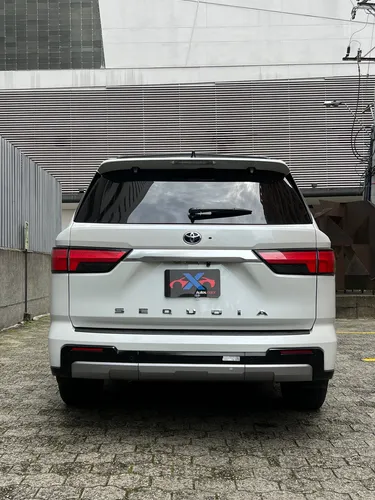 Toyota Sequoia 3.5 V6 Capstone