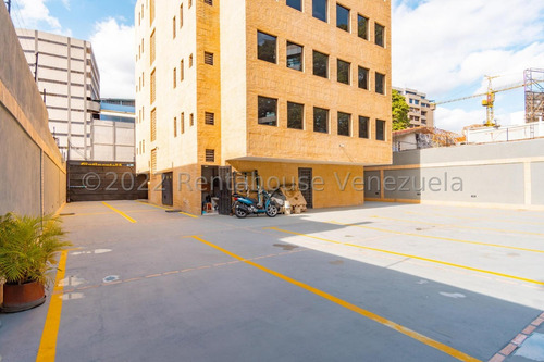 Edificio En Venta En Las Mercedes 22-22542 Yf