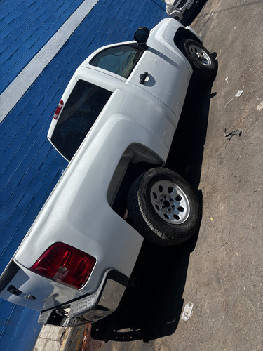 Chevrolet Silverado E 1500 5vel Cab Reg Aa 4x2 Mt