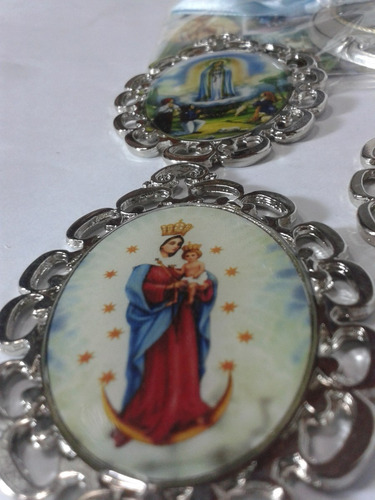 69 Se Venden Exclusivos Medallones De Cuna De Buen Acabado