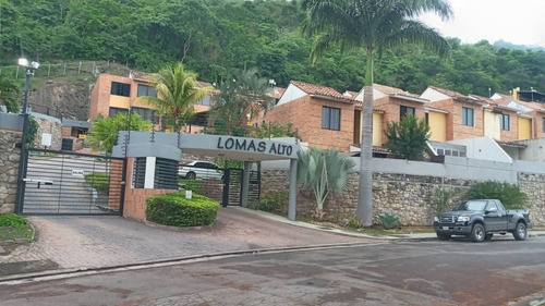 Imagen 12 de 13 de Tibisay Rojas Vende Townhouse Amoblado En Lomas Alto. Cód.: 145333. Telf. 0414-4173701.