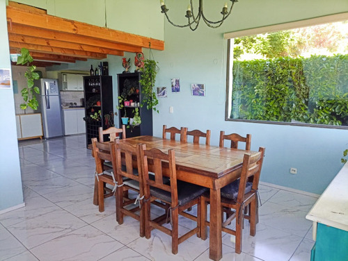 Casa Para 9 Personas , 4 Dormitorios Dos Baños