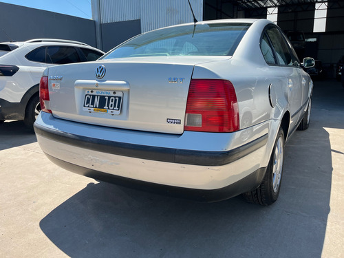 Volkswagen Passat 1.8 T