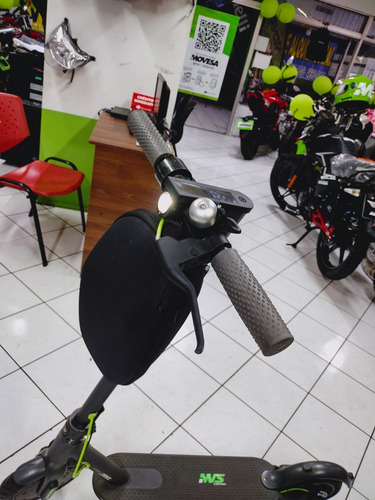 Imagen 4 de 5 de Scooter Eléctrico