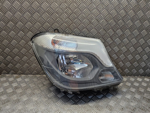 Mercedes  Sprinter 515  Headlight  Originales