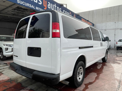 Chevrolet Express 6.0 Ls C 15 Pas At