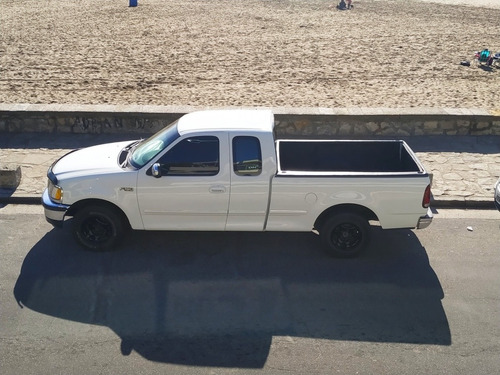 Imagen 3 de 19 de Ford F-150 4.6 Xlt