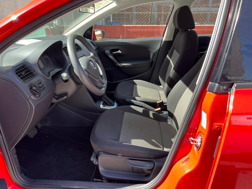 Volkswagen Vento 1.6 Starline At