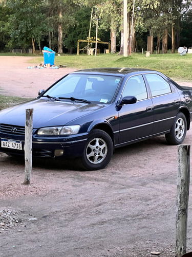 Toyota Camry 2.2