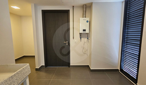 Departamento En Renta En Bosque Real