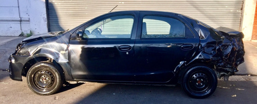 Toyota Etios Xs 1.5 6m/t 2018 Chocado