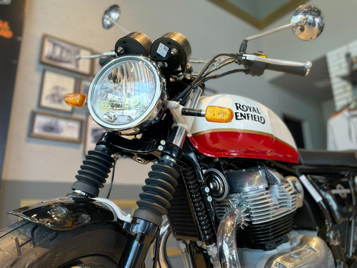 Imagen 10 de 25 de Royal Enfield Interceptor 650 Baker Express