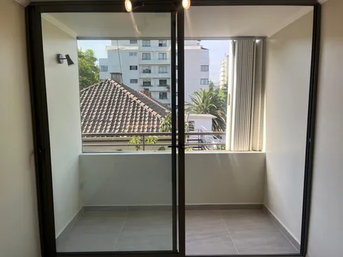 Amplio Espacio, Barrio Tranquilo, Con Estacionamiento Y Bode