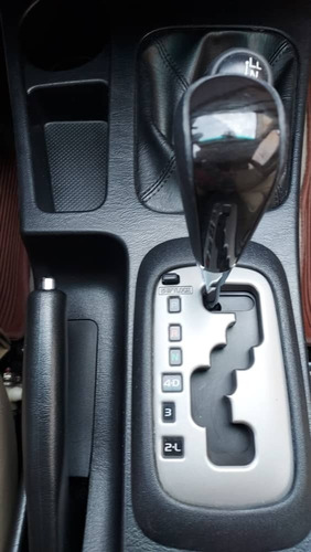 Imagen 10 de 13 de Toyota Fortuner