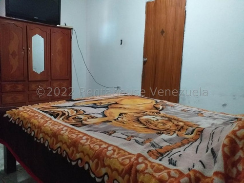 Imagen 15 de 19 de Amplia Casa Lista Para Habitar Con Céntrica Ubicación. 04120656408 Mls 22-8937