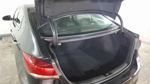 Hyundai Elantra 2.0 LIMITED TECH NAVI AUTO