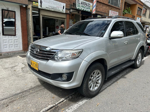 Toyota Fortuner 2.7l 4x2