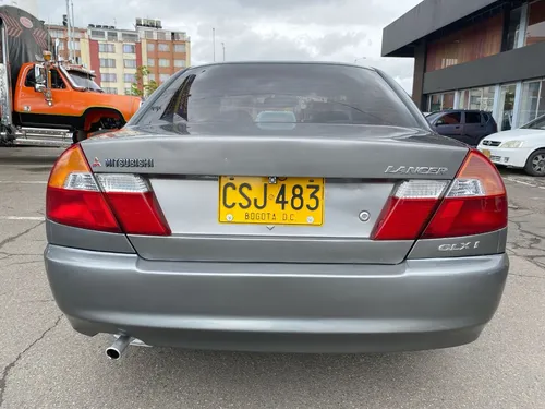 Mitsubishi Lancer 1.6 Glxi