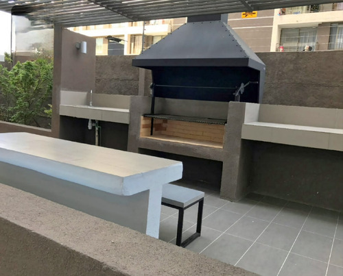 Excelente 2 Dormitorios A Pasos Del Metro C/ Estacionamiento