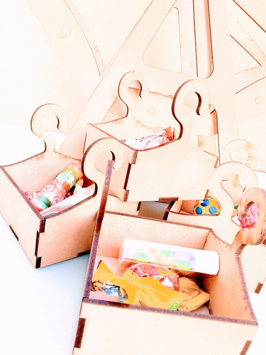 Candy Bar Vuelta Al Mundo 41cm 4 Carritos - Mdf / Fibrofacil