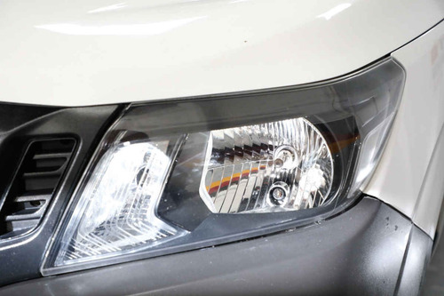 Imagen 14 de 15 de Nissan Estacas Np300 2016 2p L4/2.4 Man D/h