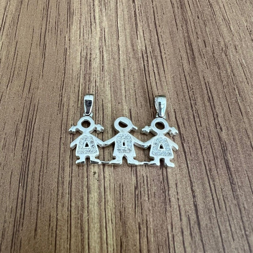 Imagen 6 de 9 de Dije Niñas Y Niño De Plata 925 Con Circonias Agálea Joyería