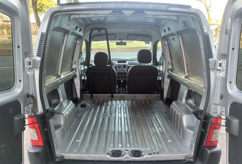 Imagen 8 de 12 de Peugeot Partner