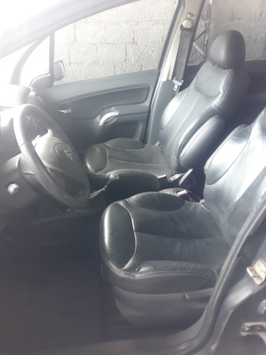 Imagem 1 de 6 de Citroën C3 2005 1.6 16v Exclusive 5p