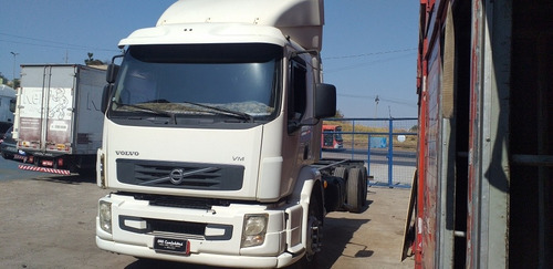 Imagem 7 de 15 de Volvo Vm 270