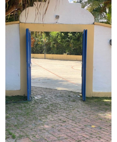 Alquilo Terreno 15.000m2 La Guairita 6011