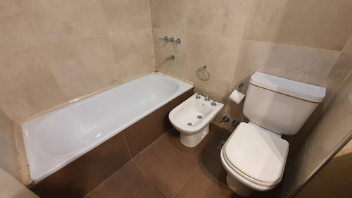 Imagen 8 de 26 de Venta Departamento - Villa Urquiza Con Balcon Pileta Parrilla Seguridad
