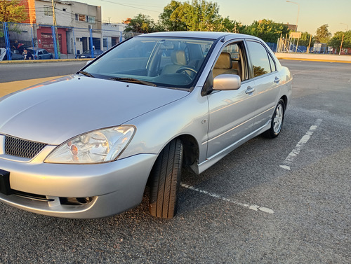 Mitsubishi Lancer 1.6 Glxi