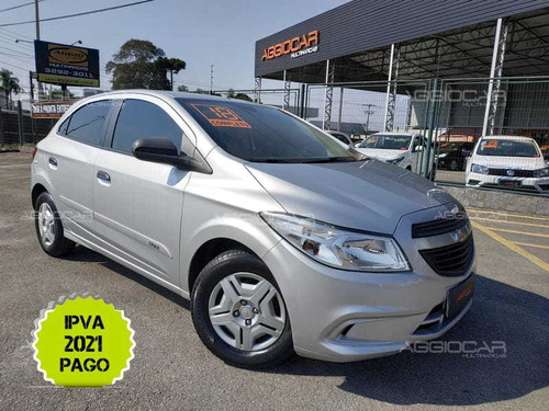 Imagem 3 de 15 de Chevrolet Onix 1.0 Mt Joy (flex) - 2017/2018 - Prata