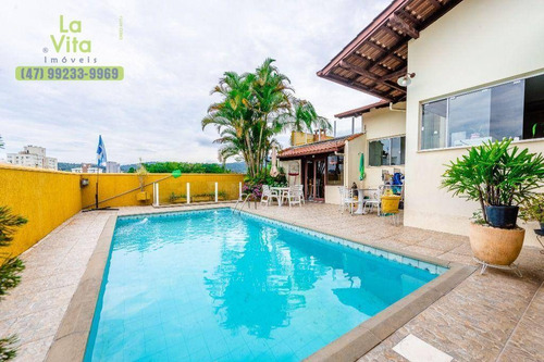 Imagem 6 de 30 de Residência Com 03 Dormitórios(01 Suíte), Para Venda. Apenas R$ 950.000,00 Excelente Localização No Bairro Vila Nova! - Ca0712