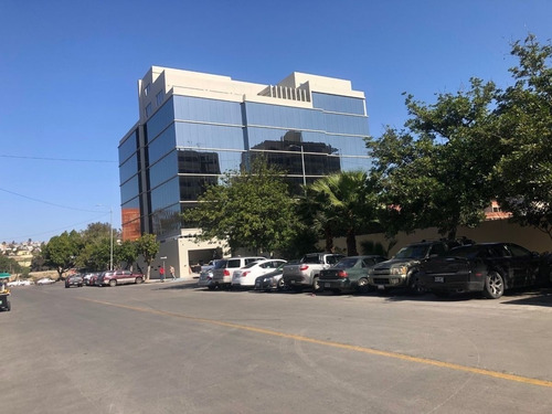 Imagen 10 de 17 de Torre Quatro, Lo Mas Nuevo Y Moderno Zona Rio