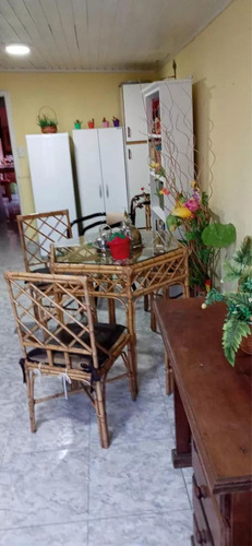 Casa En Venta - 3 Dormitorios 3 Baños - 400mts2 - Azul