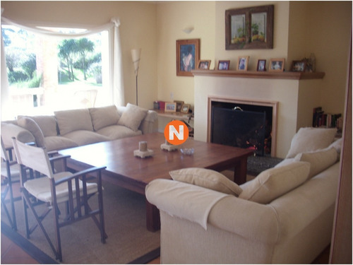 Casa En Venta Y Alquiler, Mansa, Punta Del Este, 5 Dormitorios.- Ref: 205107