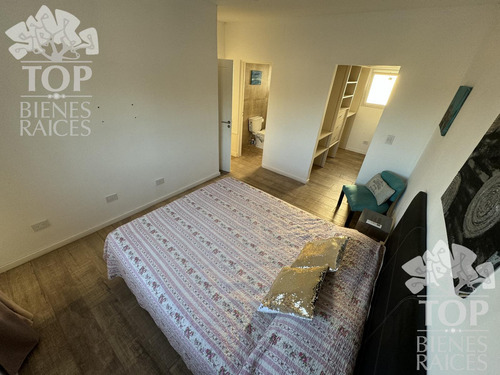 Casa En El Barrio Santa Lucia A Estrenar 4 Ambientes