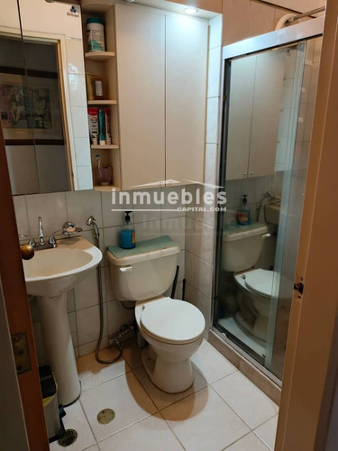 Apartamento Urbanizacion Los Dos Caminos. Av Los Chorros. Sebucan