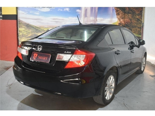 Imagem 3 de 15 de Honda Civic 1.8 Lxs 16v Flex 4p Automático