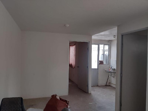 Imagen 2 de 11 de Casa En Condominio En Venta En Eduardo Loarca Castillo, Querétaro, Querétaro