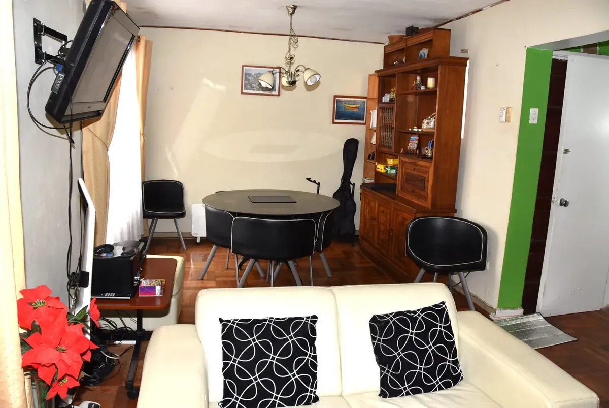 Imagen 2 de 18 de Vivabien Propiedades Vende Espectacular Casa En El Corazón D