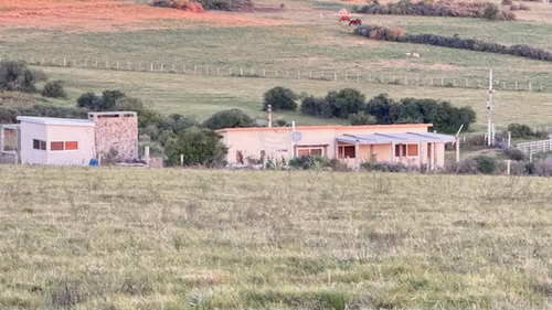 Chacra De 6 Has Con 664 M2 - Cerca De Piriapolis Y Del Parque De Fauna Natural