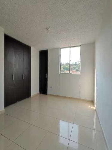 Apartamento En Venta En El Bosque. Cod V30659