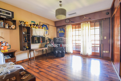 Espectacular Casa En Castelar Norte