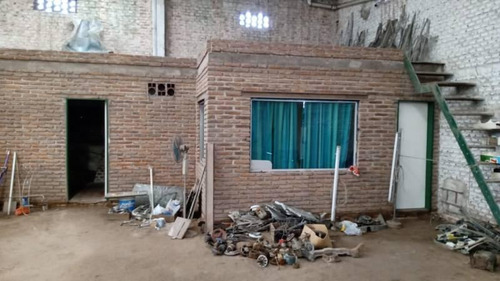 Imagen 3 de 3 de Vendo Importante Galpón Parabólico De 800 Mts2.