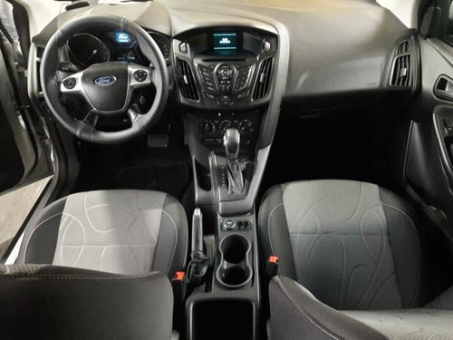 Imagem 8 de 11 de Ford Focus Sedan S 2.0 16v Powershift (aut) Flex Automátic